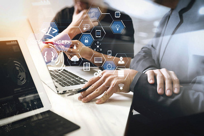 当敏捷开发与云计算相遇 编码者的增强现实仪表板与网络安全蓝图